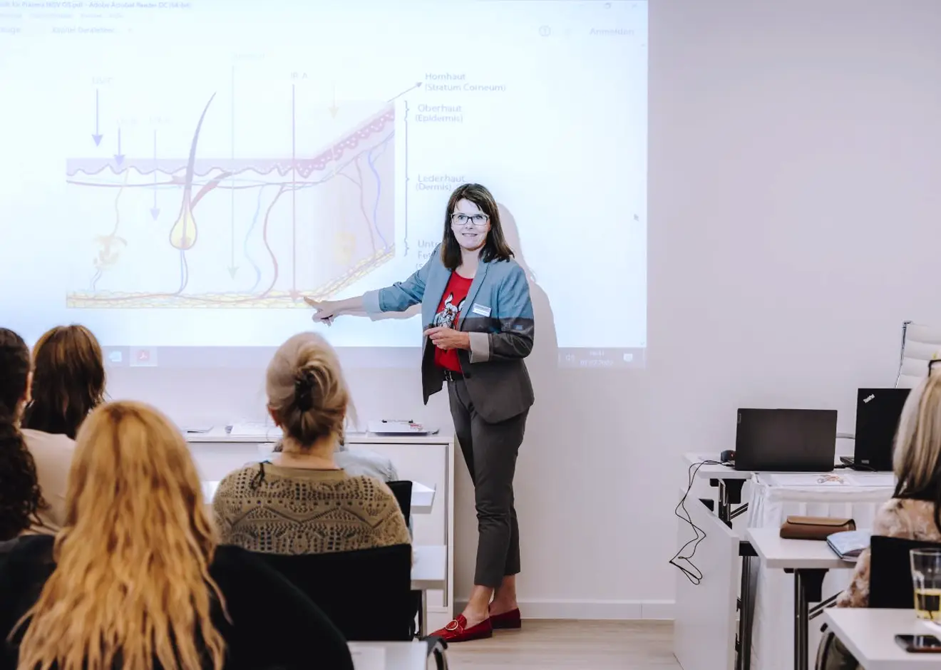 dauerhafte-haarentfernung-schulung-academy hairfree Academy