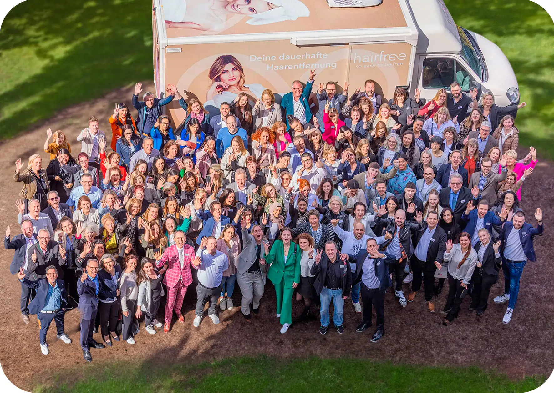 hairfree-team Hairfree Team vor hairfree-Mobil